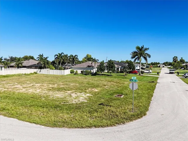 2540 Sw 12th Ave, Cape Coral, Florida 33914