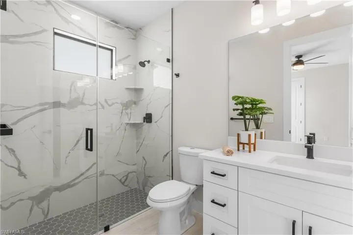 Second Primary Bathroom or Pool Bathroom