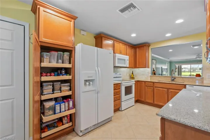 Pull out drawers in the cabinet/pantry