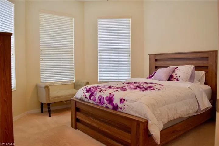 8578 Veronawalk Cir, Naples, Florida 34114