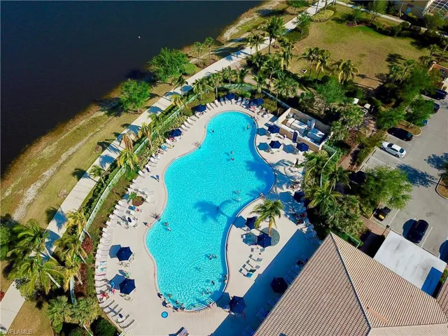 8578 Veronawalk Cir, Naples, Florida 34114