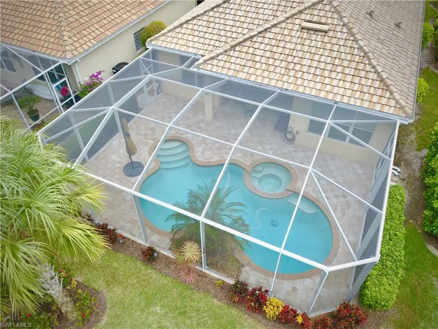 8578 Veronawalk Cir, Naples, Florida 34114