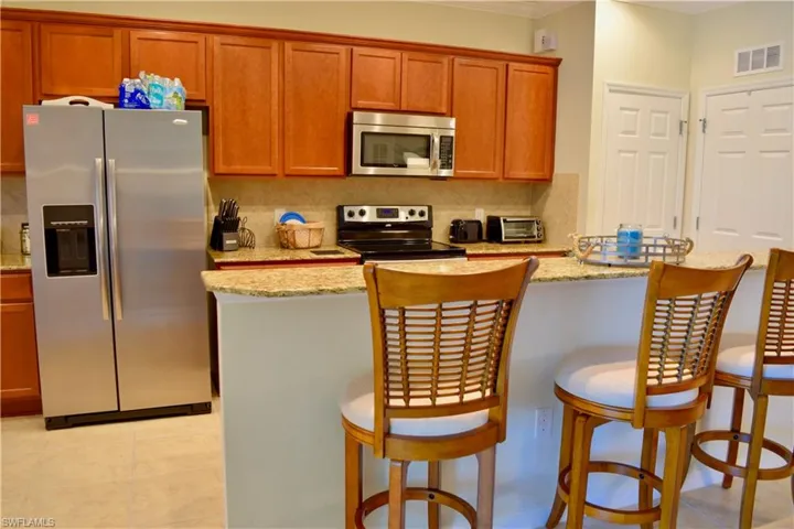 8578 Veronawalk Cir, Naples, Florida 34114