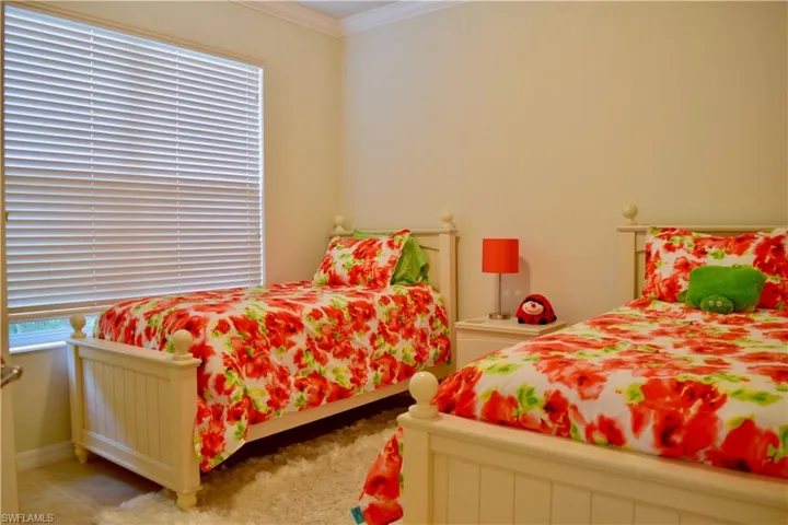 8578 Veronawalk Cir, Naples, Florida 34114
