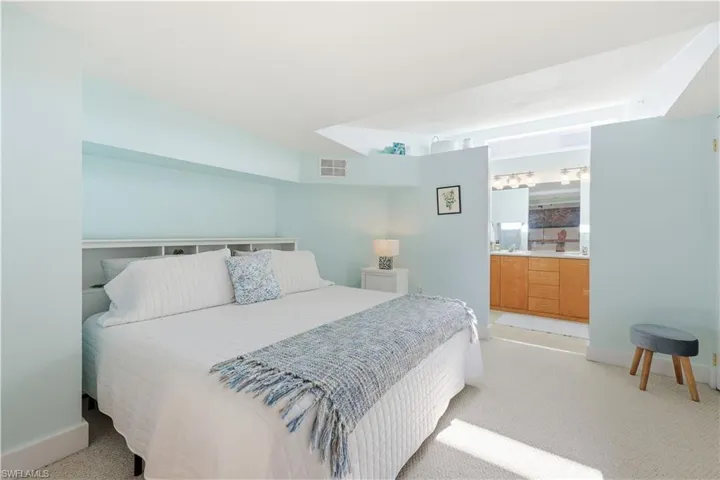 Upstairs Primary Suite