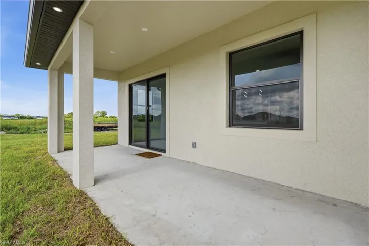 9014 Lawn Ct, Labelle, Florida 33935