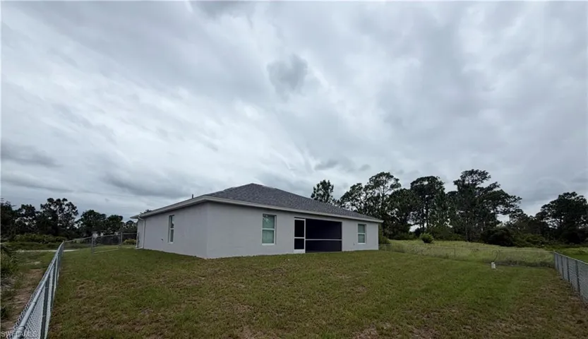 737 Avondale St E, Lehigh Acres, Florida 33974