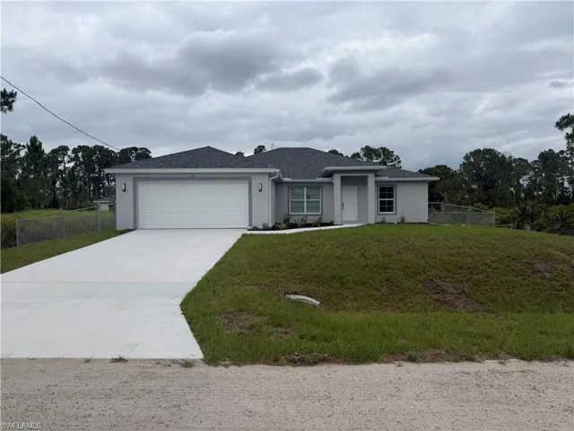 737 Avondale St E, Lehigh Acres, Florida 33974