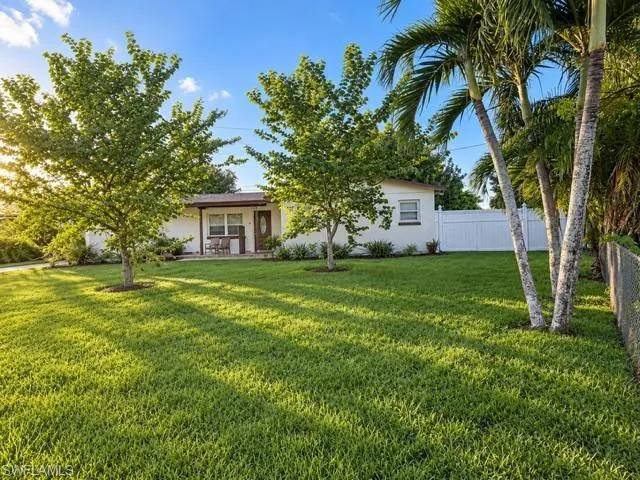 114 Alcala Ct, Lehigh Acres, Florida 33936