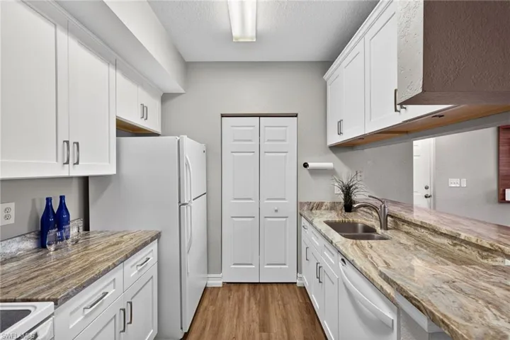 6481 Aragon Way 304, Fort Myers, Florida 33966