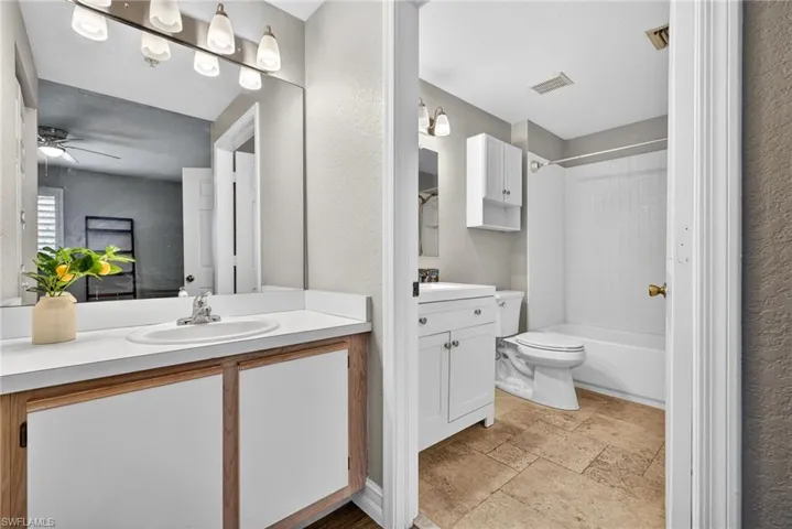 6481 Aragon Way 304, Fort Myers, Florida 33966