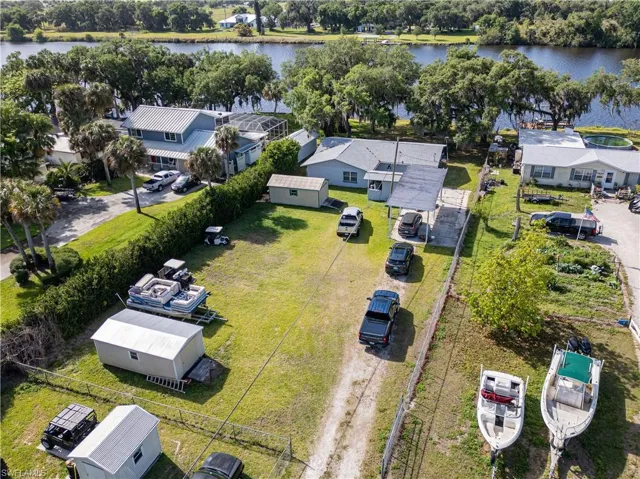 Bird's eye view featuring a residential view and a water view