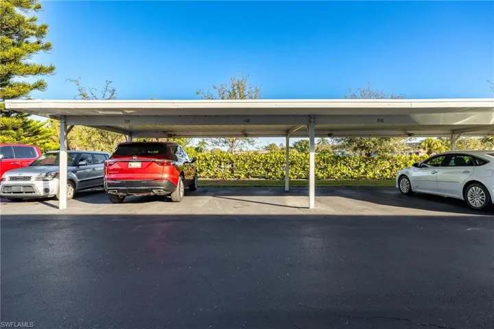 401  Charlemagne  BLVD, Naples, FL 34112