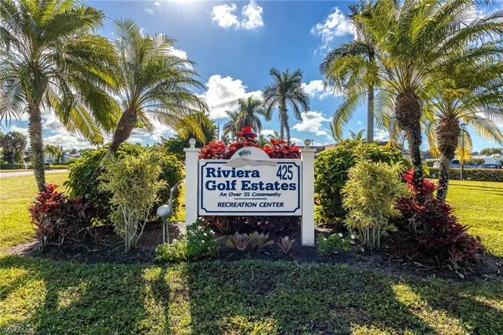 401  Charlemagne  BLVD, Naples, FL 34112