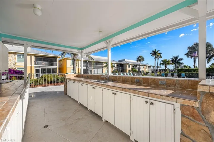 401  Charlemagne  BLVD, Naples, FL 34112