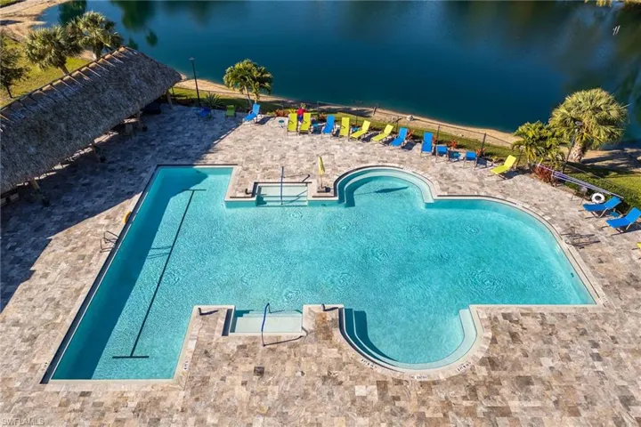 401  Charlemagne  BLVD, Naples, FL 34112