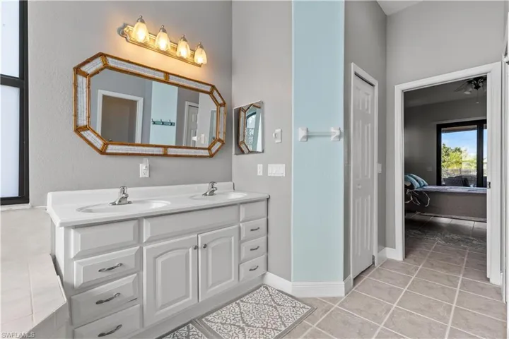 Enjoy the convenience of Dual Sinks and lots of natural lighting!