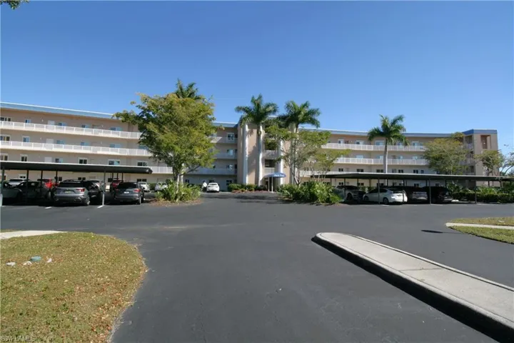14931  Park Lake  DR, Fort Myers, FL 33919