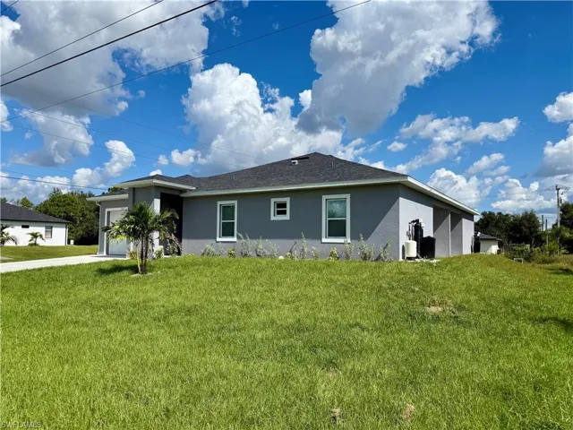 701-703 Gordon Ave S, Lehigh Acres, Florida 33973