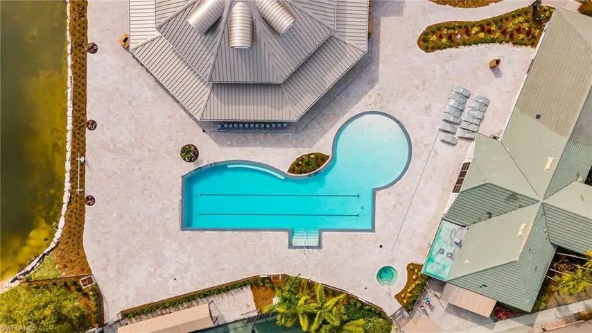 new Bistro with pool and spa