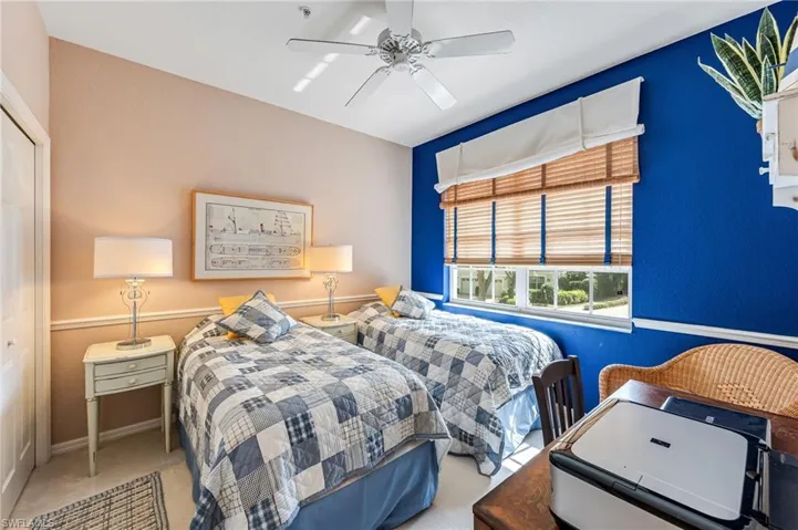 3rd bedroom has twin beds