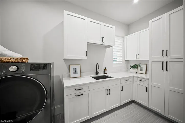 11441 Canal Grande Dr, Fort Myers, Florida 33913