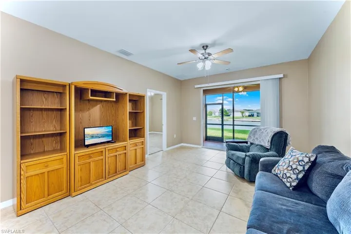 10781 Crossback Ln, Lehigh Acres, Florida 33936