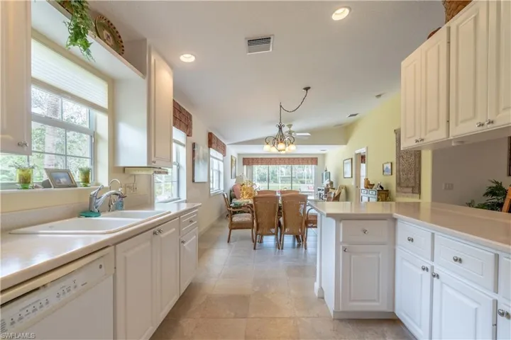 7503 Novara CT, NAPLES FL 34114