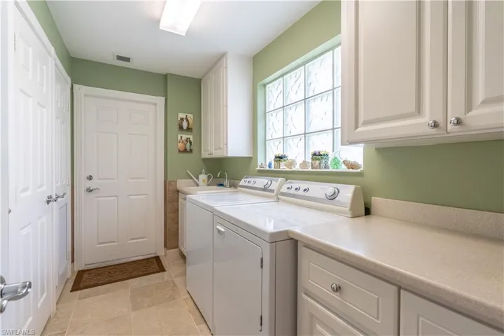 7503 Novara CT, NAPLES FL 34114