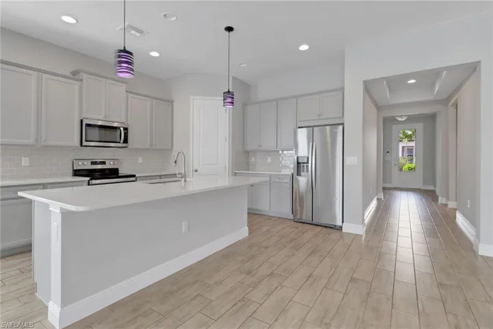 3307  Pilot  CIR, Naples, FL 34120