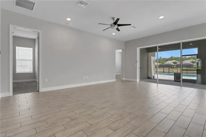 3307  Pilot  CIR, Naples, FL 34120