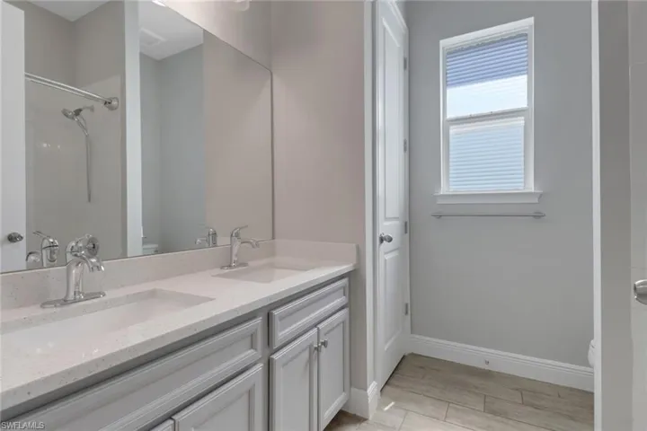 3307  Pilot  CIR, Naples, FL 34120