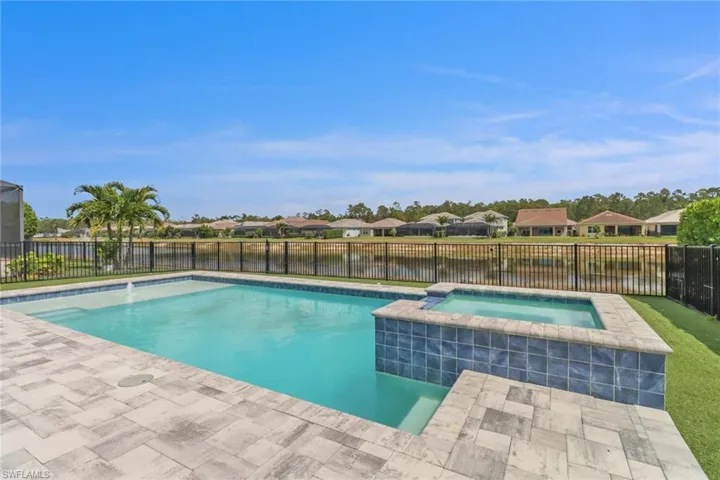 3307  Pilot  CIR, Naples, FL 34120