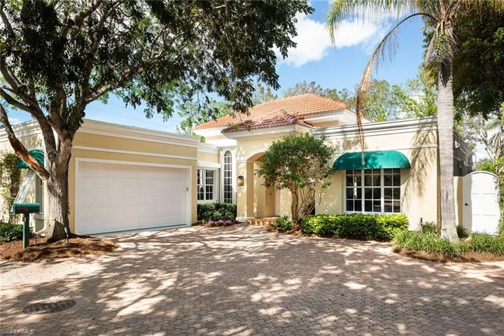 3736  Rachel  LN, Naples, FL 34103