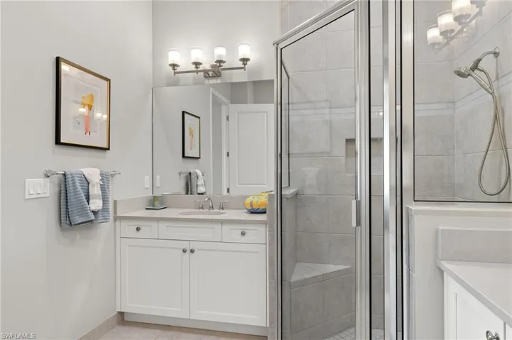 28550  Lobos  CIR, Bonita Springs, FL 34135