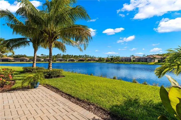 28550  Lobos  CIR, Bonita Springs, FL 34135