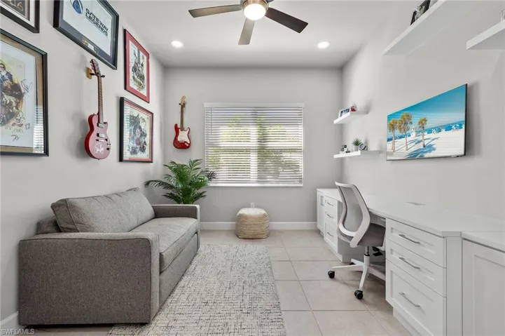 28550  Lobos  CIR, Bonita Springs, FL 34135