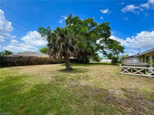 1526 Se 42nd St, Cape Coral Fl 33904