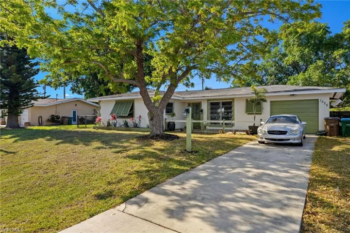 1526 Se 42nd St, Cape Coral Fl 33904