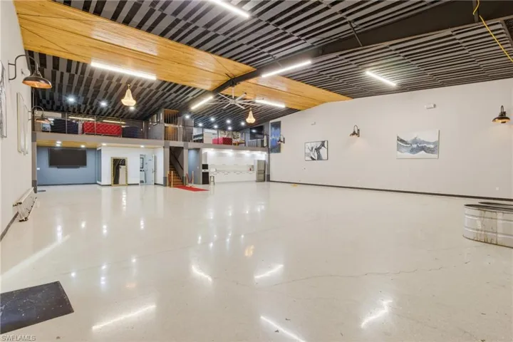 17701  Pronghorn  ST, Alva, FL 33920