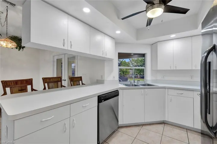 2701  Academy  BLVD, Cape Coral, FL 33904
