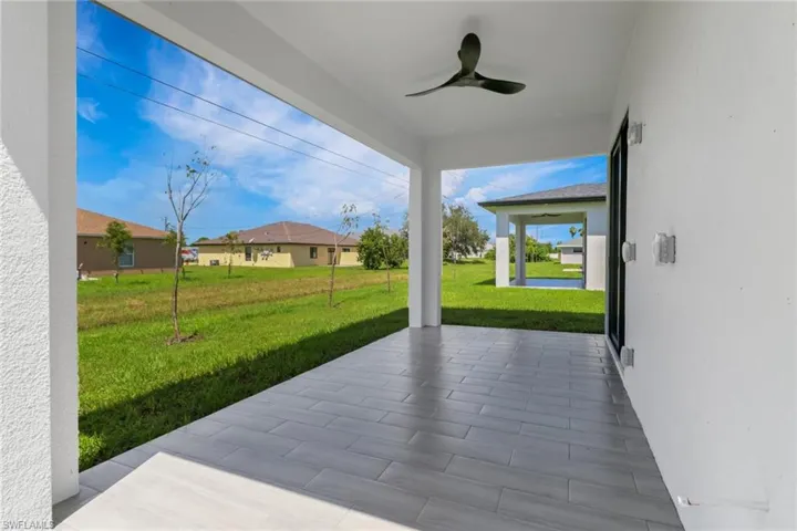 928/930 Ne 8th Pl, Cape Coral, Florida 33909