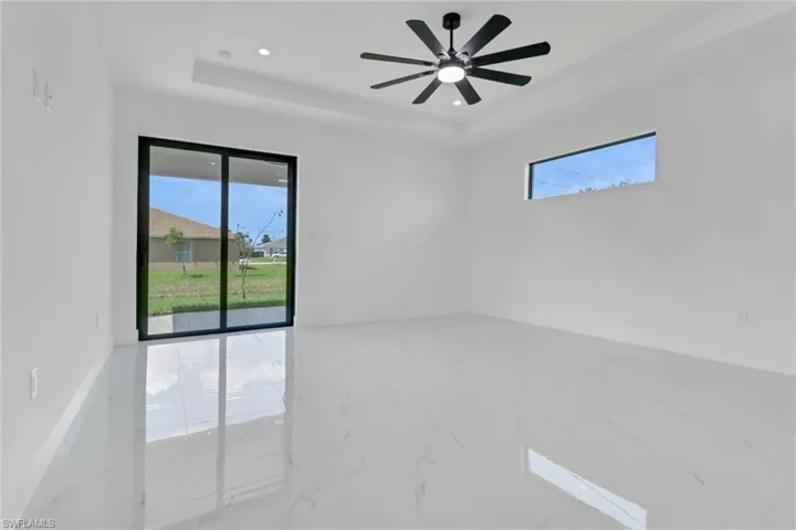 928/930 Ne 8th Pl, Cape Coral, Florida 33909