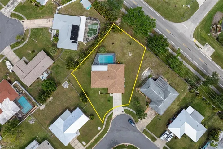 1513  Cambridge  LN, Fort Myers, FL 33919