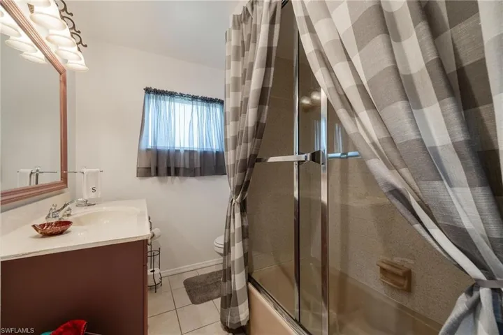 1513  Cambridge  LN, Fort Myers, FL 33919
