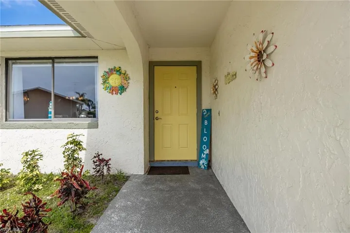 1513  Cambridge  LN, Fort Myers, FL 33919