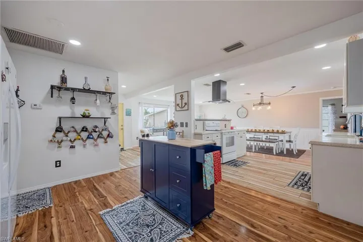 1513  Cambridge  LN, Fort Myers, FL 33919
