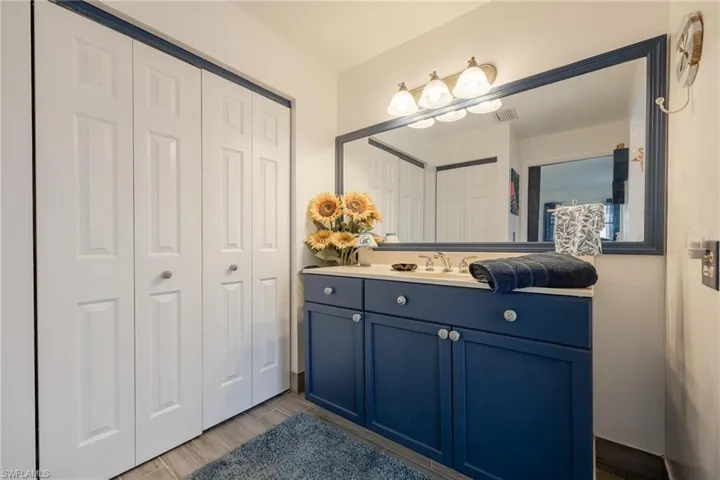 1513  Cambridge  LN, Fort Myers, FL 33919