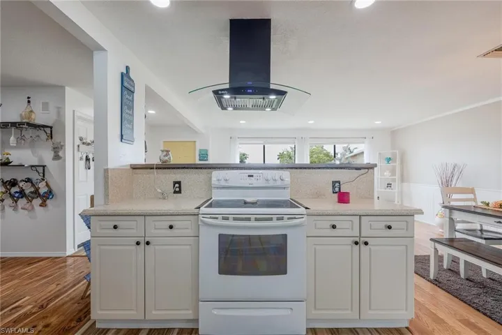 1513  Cambridge  LN, Fort Myers, FL 33919