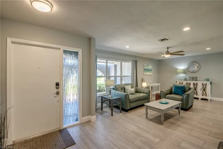4532 SW 1st  PL, Cape Coral, FL 33914